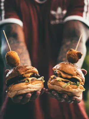 Meat Burger With Cheese